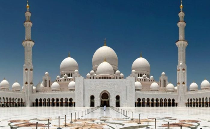 Private Full Day Sightseeing Tour in Abu Dhabi