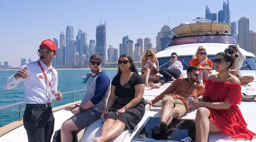 Yacht Tour Dubai
