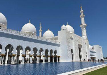 Escape to Luxury 2 Nights at Sea and 4 Nights in Dubai Abu Dhabi City Tour