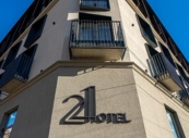 Hotel 21