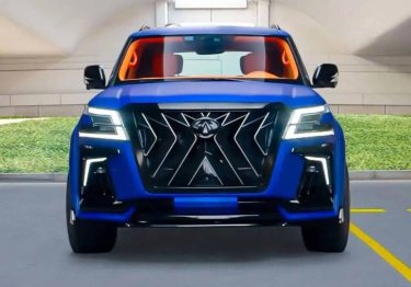 Renting Nissan Patrol 4x4 SUV in Dubai Front View