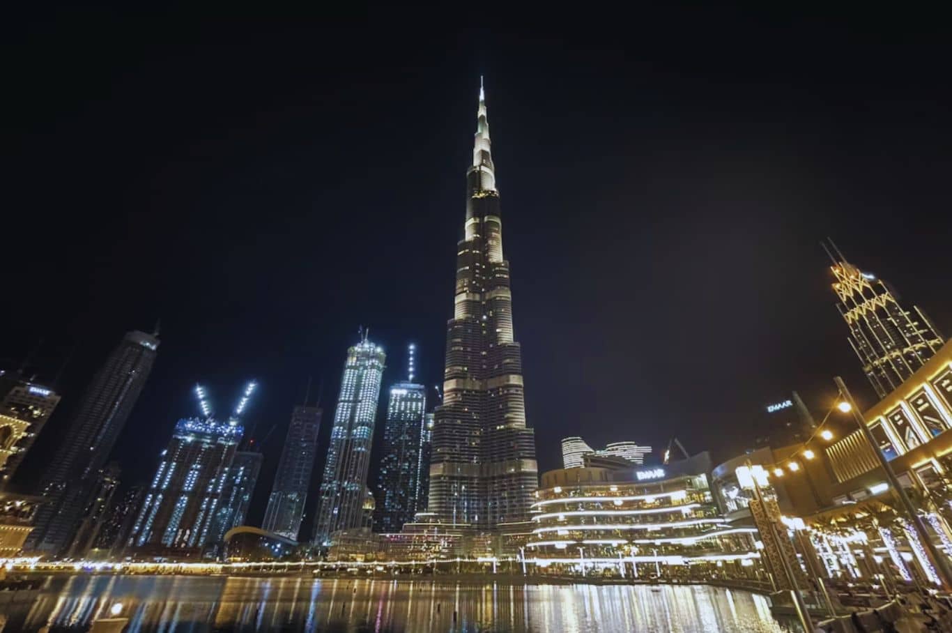 Burj Khalifa the World's Tallest Building