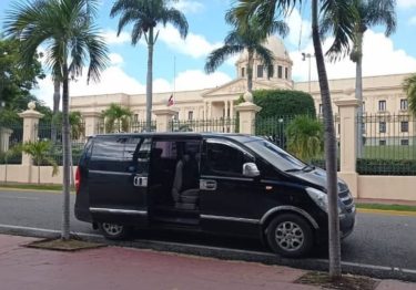 SIC transfers to Emirate Attractions Van