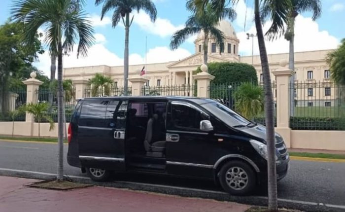 SIC transfers to Emirate Attractions Van