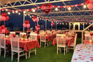 Romantic Dinner Cruise Dubai