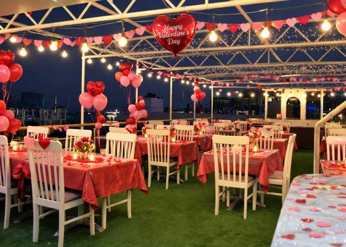 Valentine’s Day dinner near me in Dubai Customised theme decoration