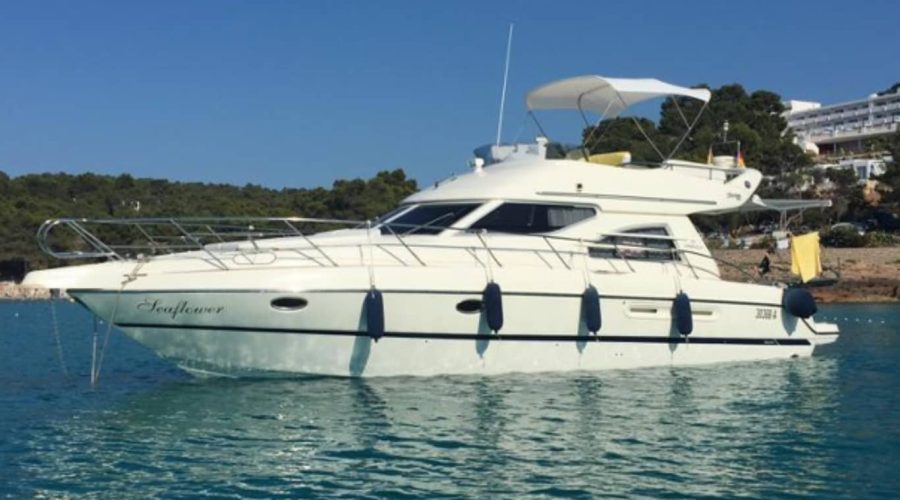 43 FT Cranchi Yacht Rental Dubai cruising in Dubai Marina