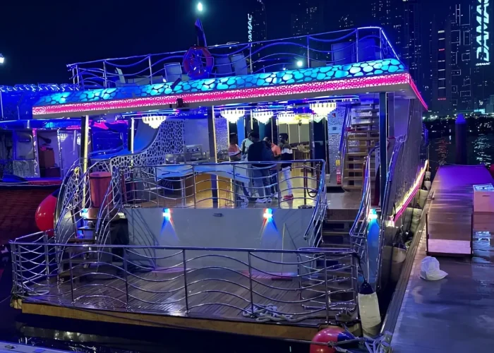 Premium Cruise Luxury Yacht Marina Harbour With Dinner Cruise Dubai luxury yacht view
