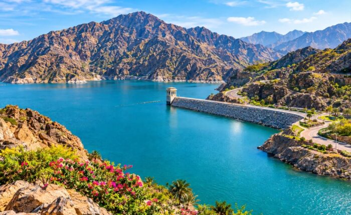 Khorfakkan Tour with Al Rafisah Dam and Hajar Mountains